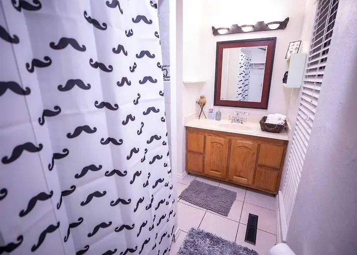 Ferienhaus El Bigote- Dickies Arena